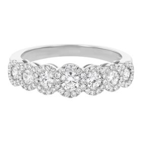 0.75 CT. T.W. Round Cut Scalloped Halo Diamond Ring in 14K Gold
