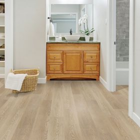 QuickStep by Mohawk 6mm Natural Classic Oak Vinyl Plank Flooring