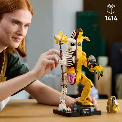 LEGO Fortnite Peely Bone Collectible Kit for Adults, 414 pcs LEGO Fortnite Peely Bone Collectible Kit for Adults, 414 pcs