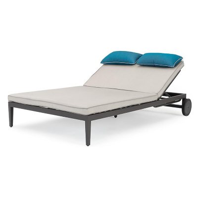 RST Brands Venetia Sunbrella Outdoor Double Lounger