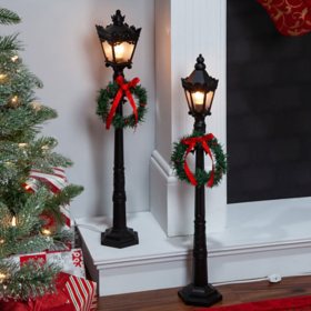 26' Holiday Lamp Posts, Set of 2