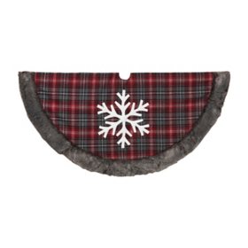 48" Buffalo Plaid Tree Skirt Trimmed in Gray Faux Fur 