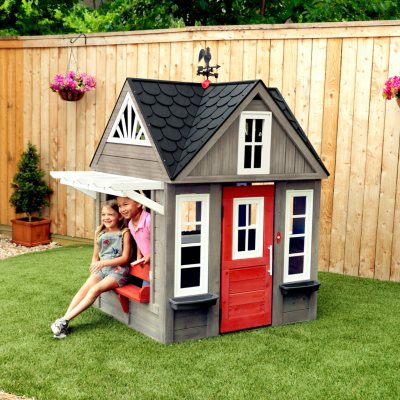 outdoor playhouse for 1 year old