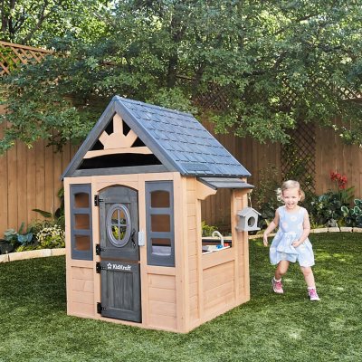 Outdoor playhouse with doorbell deals