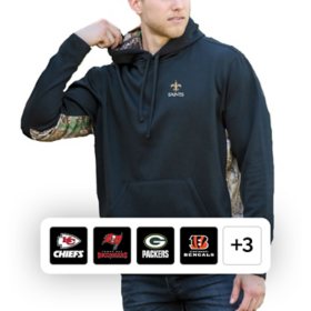 NFL Men's RealTree Camo Logo Ranger Pullover Hoodie