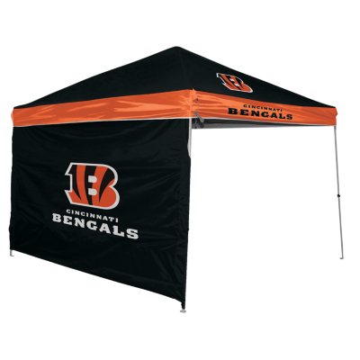 Pop-up Bengals shops providing option for apparel-needy fans