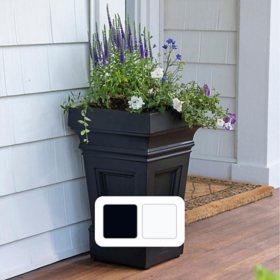 Step2 Atherton 24" Planter, Set of 2