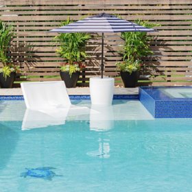 Step2 Vero Pool Lounger Loveseat
