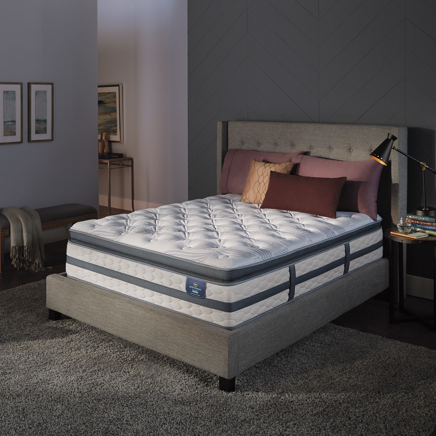Serta Perfect Sleeper Luxury Hybrid Glenmoor Firm Pillow Top King Mattress