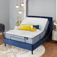 Serta Perfect Sleeper Oakbridge 4.0 Firm California King Mattress & Motion Essentials Adjustable Set