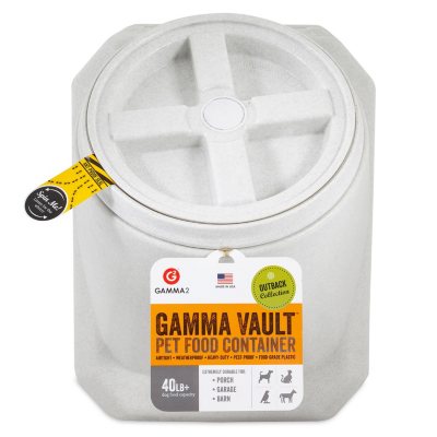 Gamma seal clearance dog food container