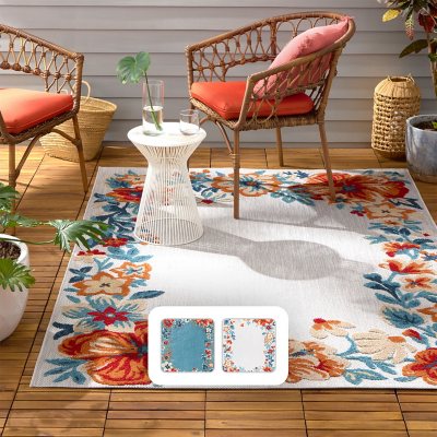 Town &amp; Country Everyday Hibiscus Bloom Border Modern Floral Outdoor Rug:- Grey, Red, Blue, 7'10' x 10'2'