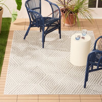 Nicole Miller Ombre Geo Indoor/Outdoor Area Rug:- 6' x 9', Grey