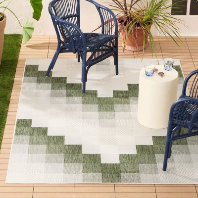 Nicole Miller Ombre Chevron Indoor/Outdoor Area Rug:- 6' x 9', Green
