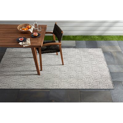 Nicole Miller Corin Indoor/Outdoor Area Rug:- 8' x 10'