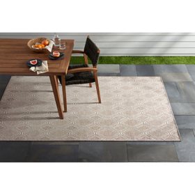 Nicole Miller Corin Diamond Indoor/Outdoor Area Rug