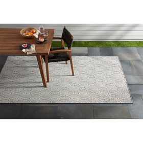  Nicole Miller Corin Ogee Indoor/Outdoor Area Rug