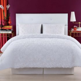 Christian Siriano New York Pretty Petals Duvet Set (Assorted Colors and Sizes)