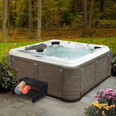 Everlast Premiere 6 Person 80-Jet Spa