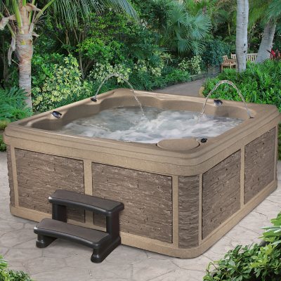 Everlast Spas 5 Person Resort LX Spa with LED Controls, Ozonator