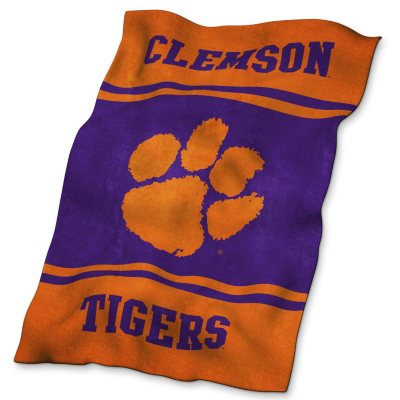 NCAA Licensed Ultrasoft Blanket, 84