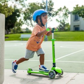Yvolution Y Glider Kick & Roll 3-Wheel Scooter (Assorted Colors)