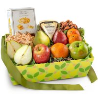 Golden State Fruit Organic Nuts, Cheese and Fruit Classic Gift Basket