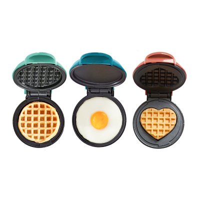 Dash Mini Maker 3-Pack Gift Set, Mini Waffle Maker + Mini Heart-Shaped  Waffle Maker + Mini Maker Griddle - Sam's Club