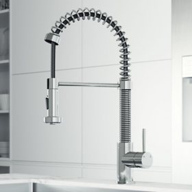 VIGO Pull-Out Spray Kitchen Faucet, Chrome Finish 