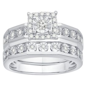 0.26 CT. T.W. Princess Cut Diamond Ring Set in 14K White Gold