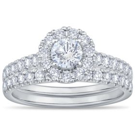 1.30 CT. T.W. Round Halo Diamond Bridal Set in 14k White Gold