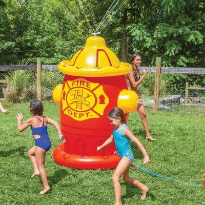 WOW Super Inflatable Large PVC Splash Pad with Soaker Sprinkler System,  Red, 10-ft