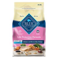 Blue Buffalo Life Protection Formula, Adult Small Breed Dry Dog Food, Chicken & Brown Rice Recipe (26 lbs.)