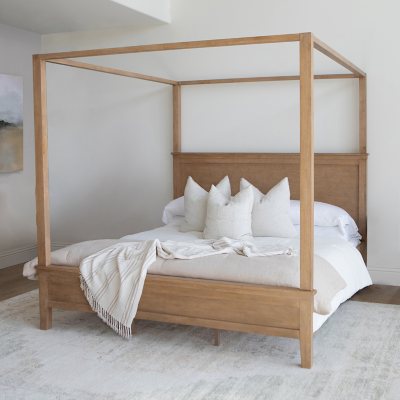 Wood platform canopy deals bed