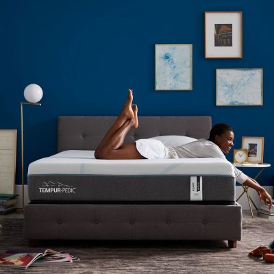 Tempur pedic bed that deals moves up and down