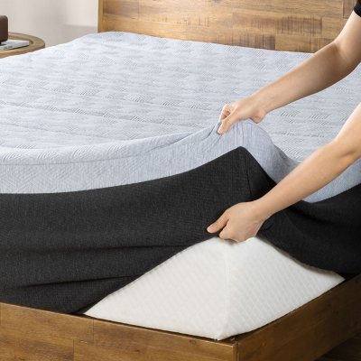 ZINUS Night Therapy 3 Graphite Cooling Memory Foam Mattress