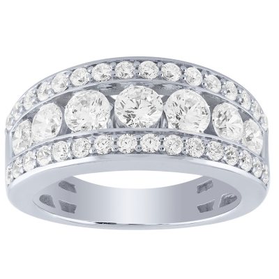 1.96 CT. T.W. Diamond Ring in 14K Gold - Sam's Club