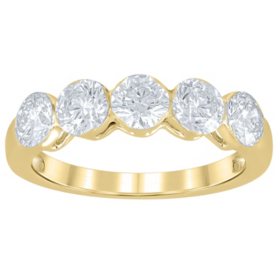 Lab Created Round Cut Floating Diamond Ring in 18K Gold