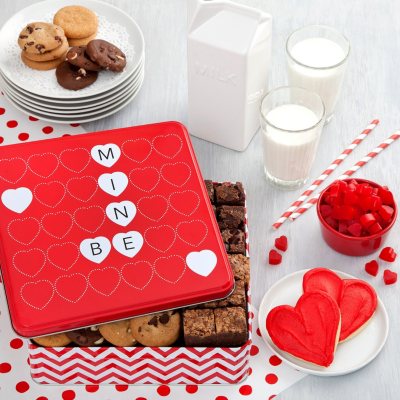 Mrs. Fields Be Mine Combo