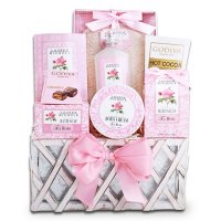 Alder Creek Gift Baskets Roses & Chocolate Gift