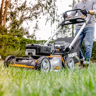 Self propelled lawn online mower homebase