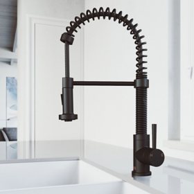 Vigo Edison Pull-Down Spray Kitchen Faucet (Matte Black)