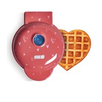 Dash Heart Mini Waffle Maker with Heart Print Lid