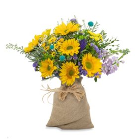 Member's Mark Farm Fresh Summer Flowers Bouquet, Choose color and stem count