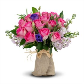 Member's Mark Farm Fresh Rose Bouquet, 28 stems (Choose color variety)