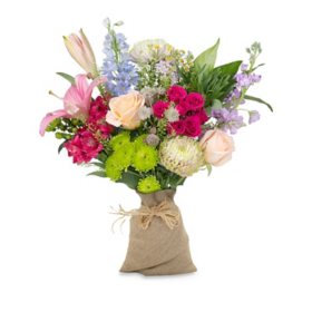 Member's Mark Farm Fresh Spring Flower Bouquet, choose color and stem count