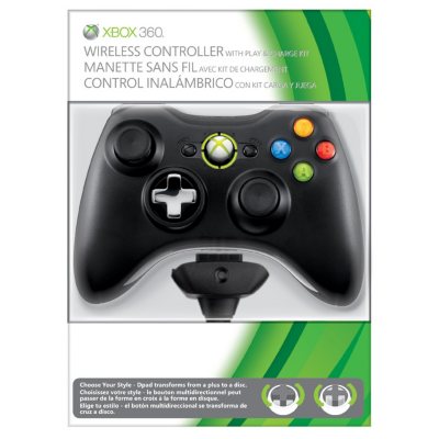 Xbox 360 wired and wireless controllers