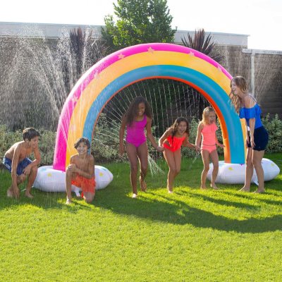 kids rainbow sprinkler