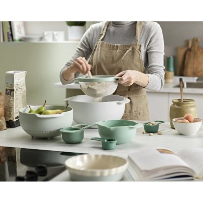 Nest™ Measure Multicolour Measuring Cups